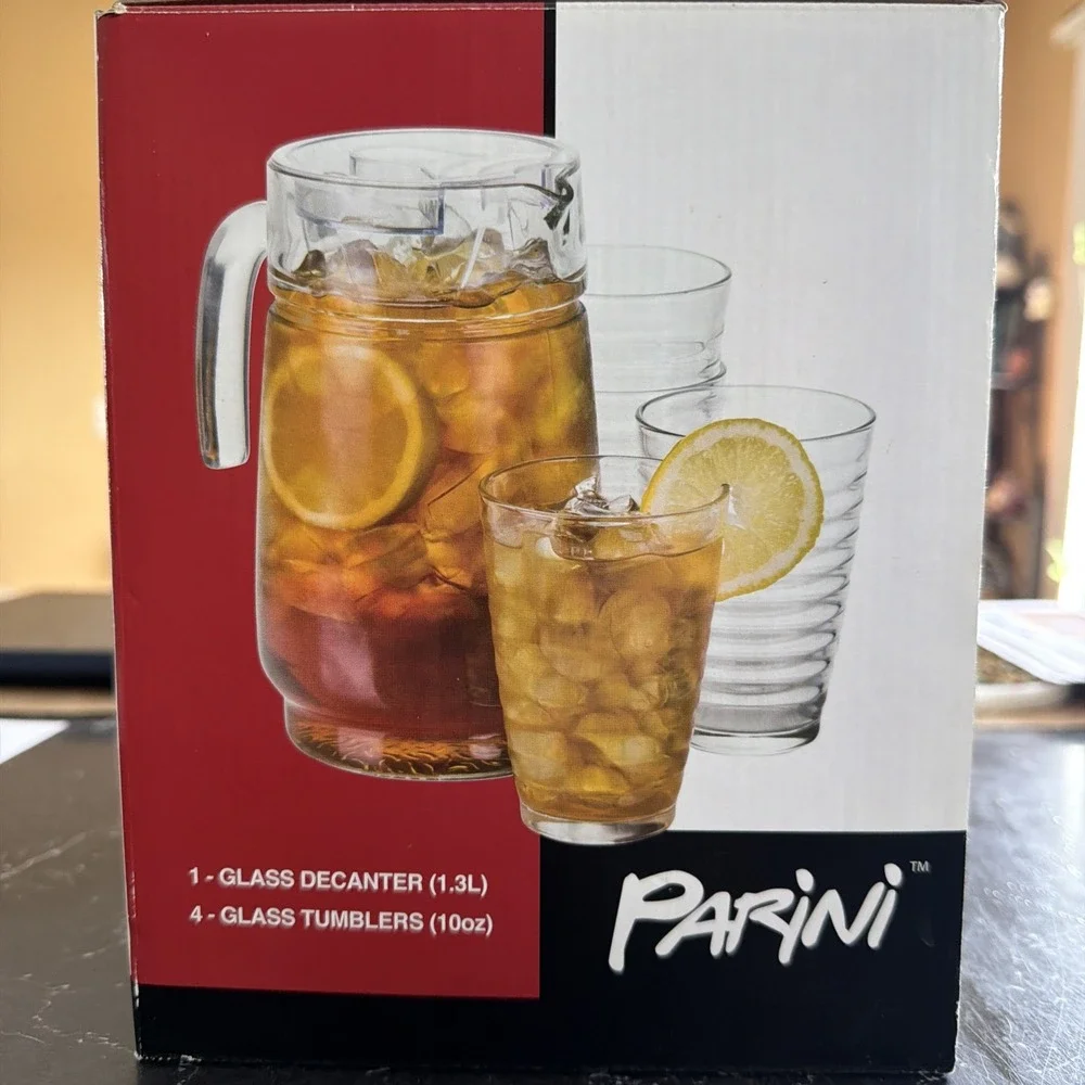 Parini glass decanter